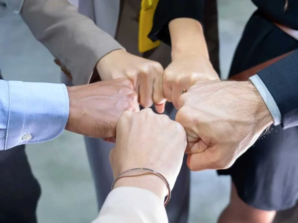 200 frases de motivación laboral en 2026