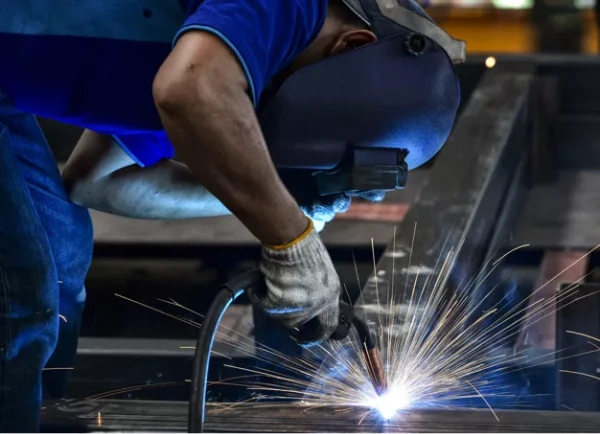 ¿Para qué sirve la soldadura en la industria y en la construcción?